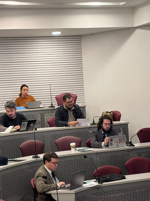 Mesa 1 · Asistentes en la ronda de preguntas